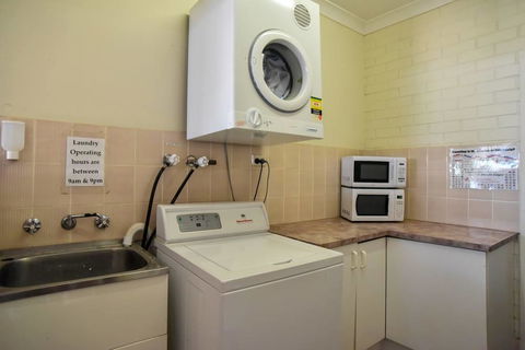 The Crossing Motel - Accommodation BNB 3