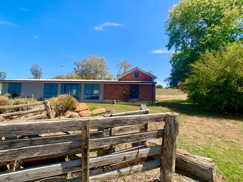 The Daydawn Dairy - Perched High, Simple Living & What A View! - Accommodation BNB 0