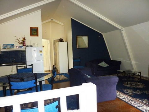 The Doo Drop Inn - Accommodation BNB 0