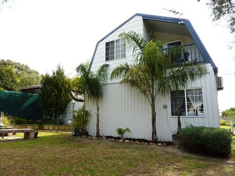 The Doo Drop Inn - Accommodation BNB 2