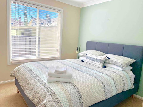 The Entertainer - Downtown Orange, Sleeps 11 - Accommodation BNB 3
