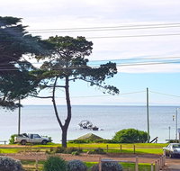 The Esplanade Holiday Home - Accommodation BNB