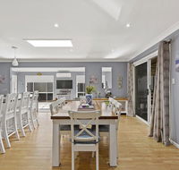 The Family entertainer in the heart of Corlette - Accommodation BNB