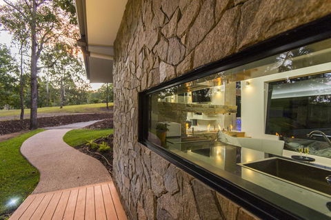 The Feathered Nest - Luxury Wildlife Retreat - Accommodation BNB 2