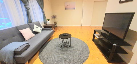The Flower Homestay - Accommodation BNB 1