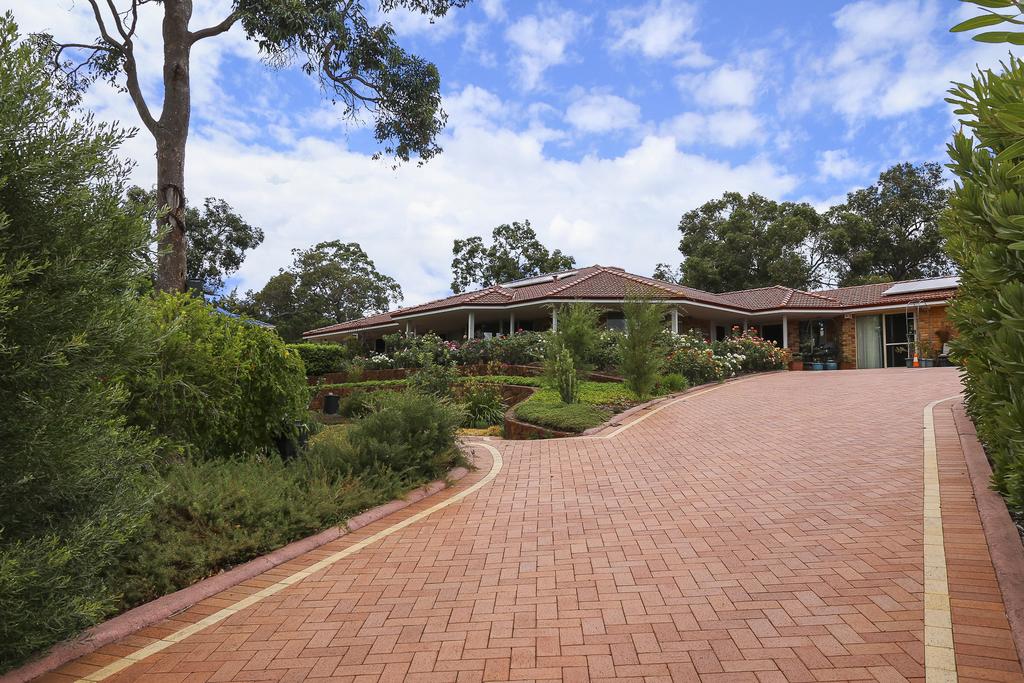 Lesmurdie WA Accommodation BNB