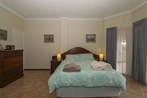 The Good Life B&B - Accommodation BNB 2