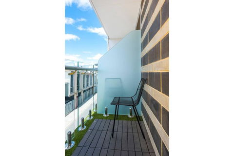The Nest - Spacious Studio On Newcastle St With Roof Terrace - Accommodation BNB 1