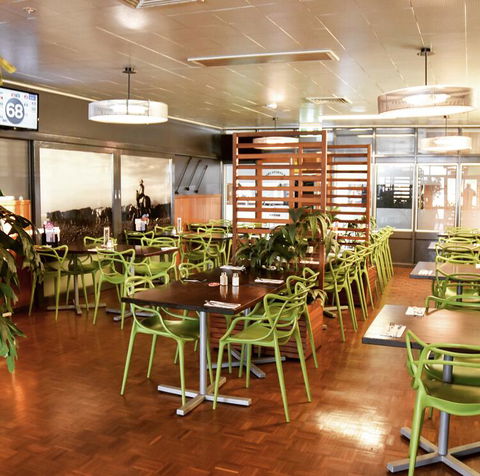 The Queensland Hotel - Accommodation BNB 1