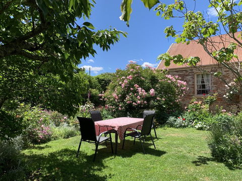 The Racecourse Inn - Accommodation BNB 3