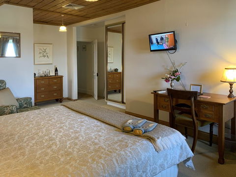 The Racecourse Inn - Accommodation BNB 1