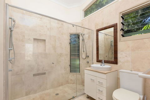 The Richmond Beach Villa - Accommodation BNB 2