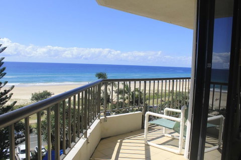The Rocks Resort - Official - Accommodation BNB 3