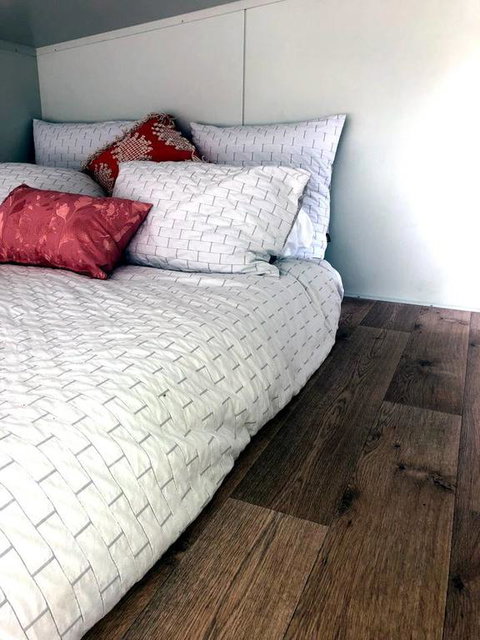 The Saddle Camp Tiny House, Braidwood - Accommodation BNB 3