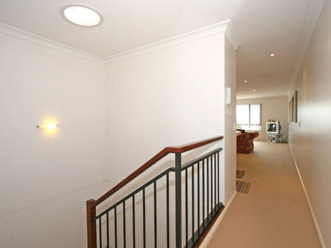 The Sands 60/20 Pacific Parade - Accommodation BNB 1