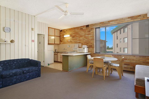 The Sands, Unit 5 - The Entrance, NSW - Accommodation BNB 3