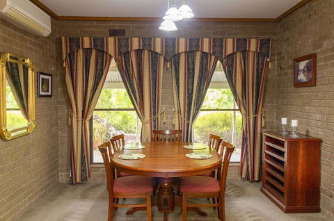 The Townhouse - Accommodation BNB 3