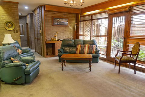 The Townhouse - Accommodation BNB 1
