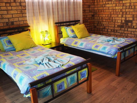 The Treehouse Mandurah - Accommodation BNB 2