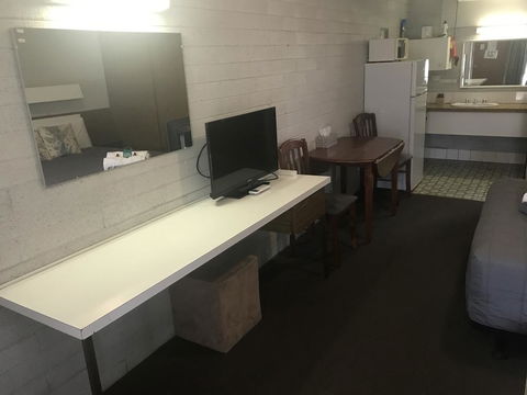 Thomas Lodge Motel - Accommodation BNB 2