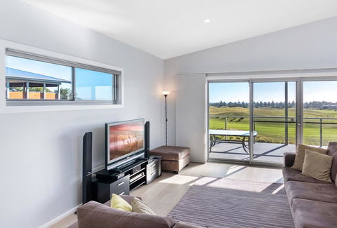 Time Away - 50 Turnberry Drive - Accommodation BNB 1