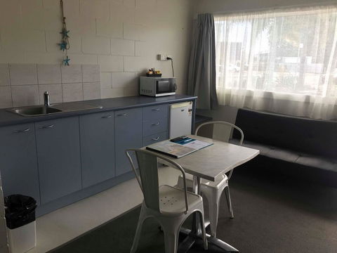 Top Spot Motel - Accommodation BNB 1