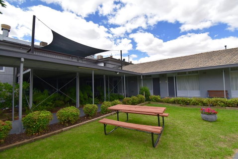 Townhouse Motel Cowra - Accommodation BNB 1