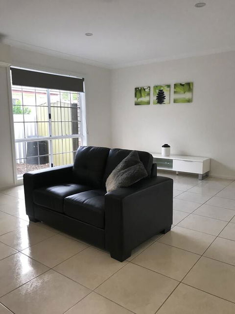 Townsville Wistaria Spacious Home - Accommodation BNB 3