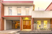 Book Port Melbourne Accommodation Vacations Accommodation BNB Accommodation BNB