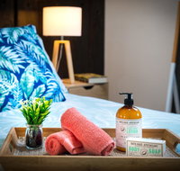 Tropic Studio A Unique Hidden Gem - Accommodation BNB