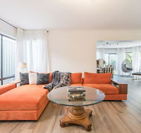 ULTRA SPACIOUS STYLISH HOME IN PRESTONS - SYDNEY - Accommodation BNB
