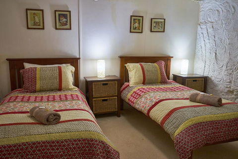 Underground Bed & Breakfast - Accommodation BNB 3