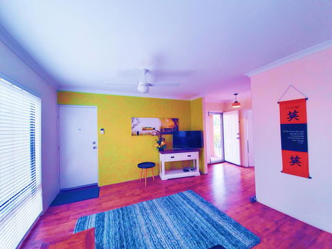 Unique Bouvard Beach House Mandurah - Accommodation BNB 0