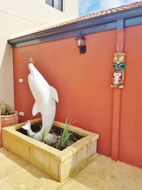 Unique Bouvard Beach House Mandurah - Accommodation BNB 3