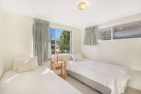Unit 3 At 4 Pelican Street, Peregian Beach, Noosa Shire - Accommodation BNB 2