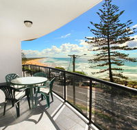 Unit 5 Phoenix Apartments 1736 David Low Way Coolum Beach LINEN INCLUDED 500 Bond - Accommodation BNB