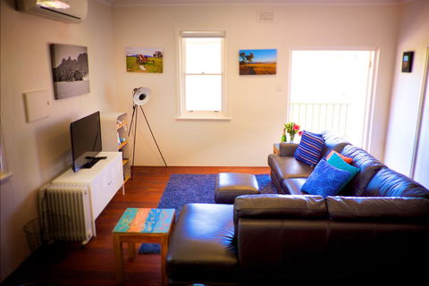 UrbanStyle Claremont Apartment - Accommodation BNB 2