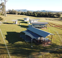 Valley Cabins By The Creek - Accommodation BNB