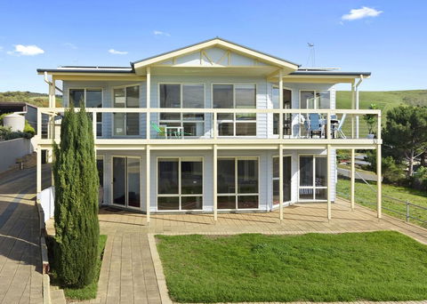 VALLEY VIEWS - 10 Valley Heights Drive - Accommodation BNB 2