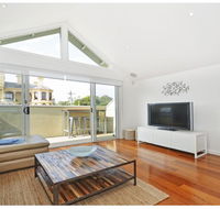Villa by the Sea - Accommodation BNB