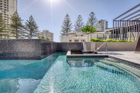 Vue Broadbeach - Accommodation BNB 2
