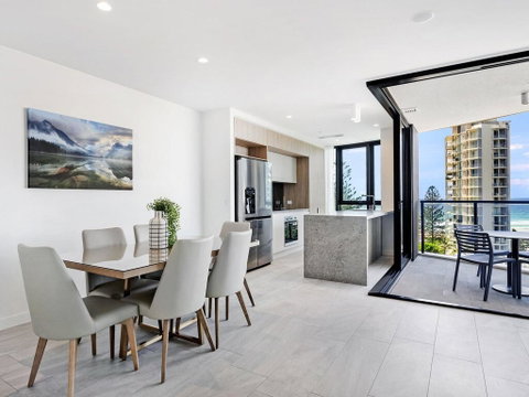 Vue Broadbeach Private 2 Bed Ocean View - Accommodation BNB 0