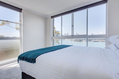 Wake Up To Sydney Harbour - Accommodation BNB 3