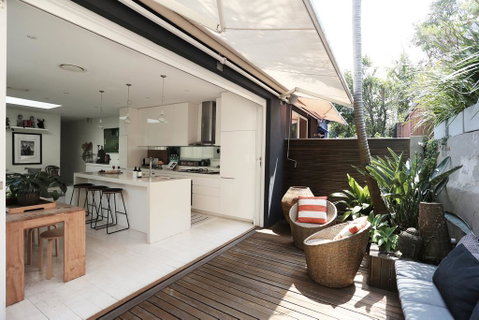 Walk To Beach From This Stylish Bronte Oasis W AC, Wifi And Free Parking - Accommodation BNB 0