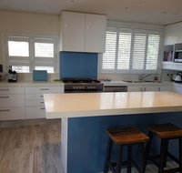 Waterfront 2 Bed Luxury Apartment in Corlette Port Stephens - Sleeps 4 - Accommodation BNB