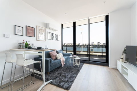 Waterfront Apt On Mel Collins Street#3 - Accommodation BNB 2