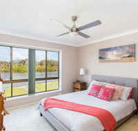 Waterfront at Point Road - Accommodation BNB