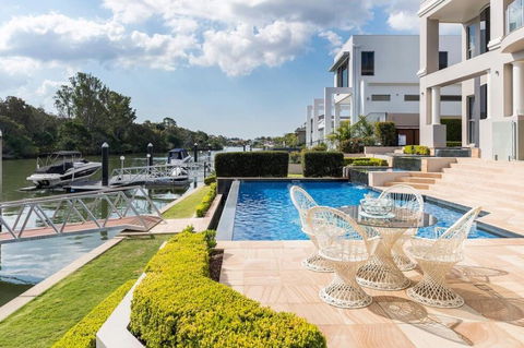 Waterfront Home / Amazing Place To Be - Accommodation BNB 0