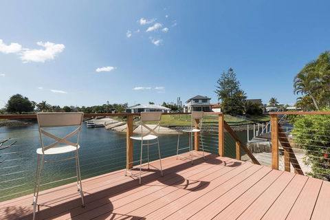 Waterfront Retreat - Accommodation BNB 0