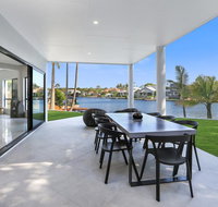 Waterfront Wonder Noosa Waters - Accommodation BNB